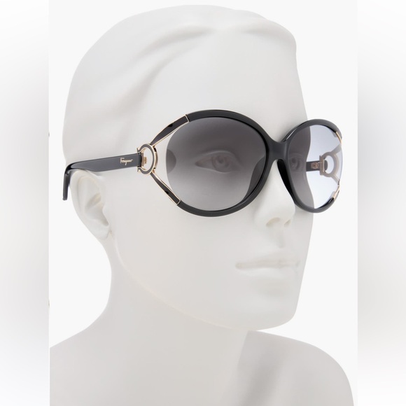 NWT Salvatore Ferragamo 59mm Oversized Black and Gold Sunglasses - Picture 2 of 3